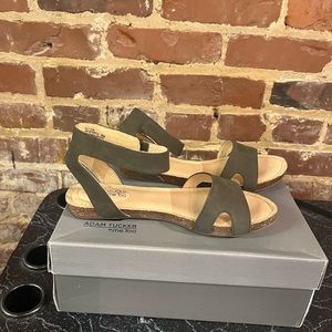 Brand new Adam Tucker shoe